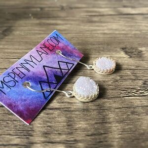 NWT artisan silver and druzy rose quartz circle drop earrings